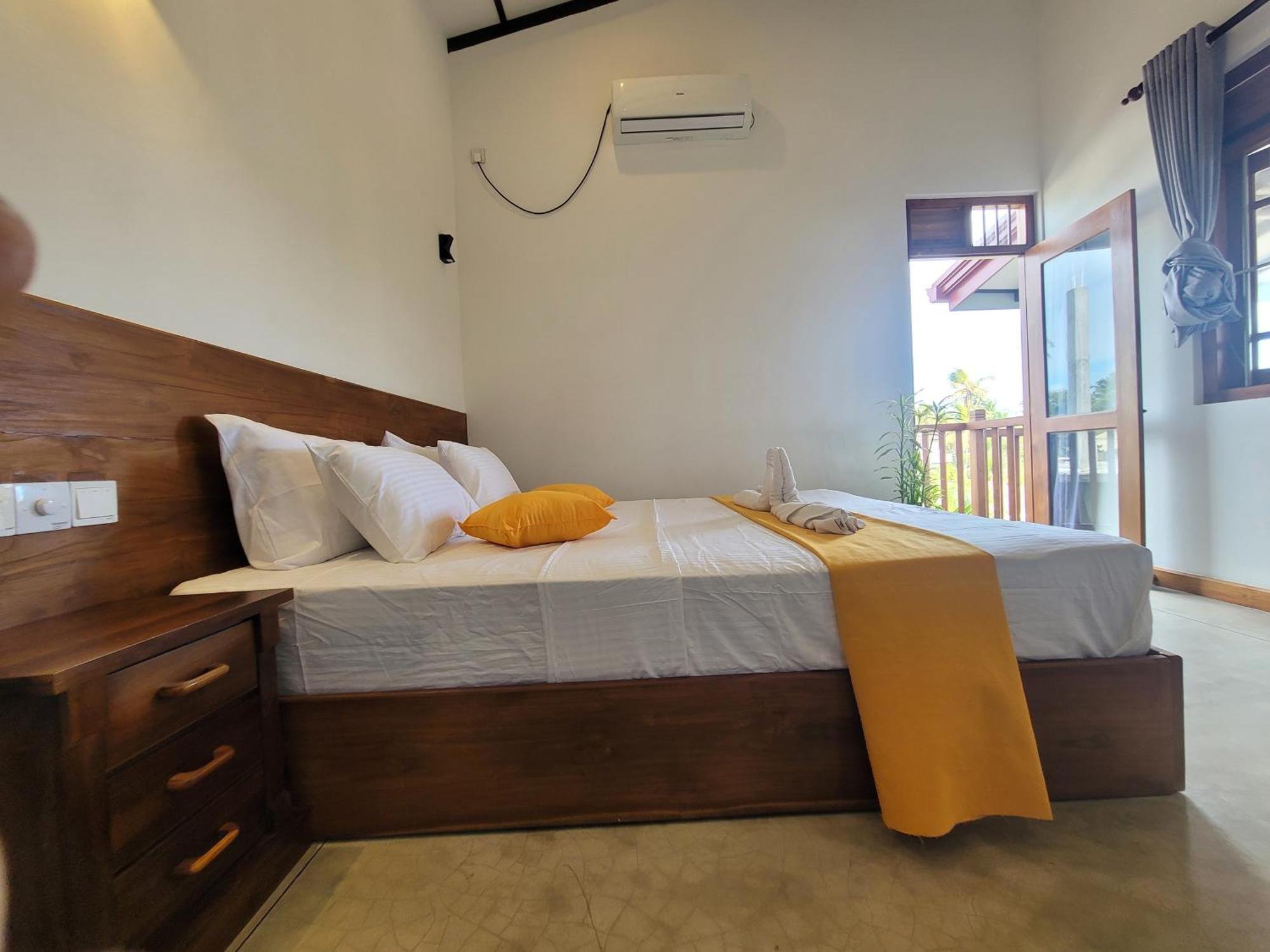 Yours 20Four Ahangama Ngoại thất bức ảnh