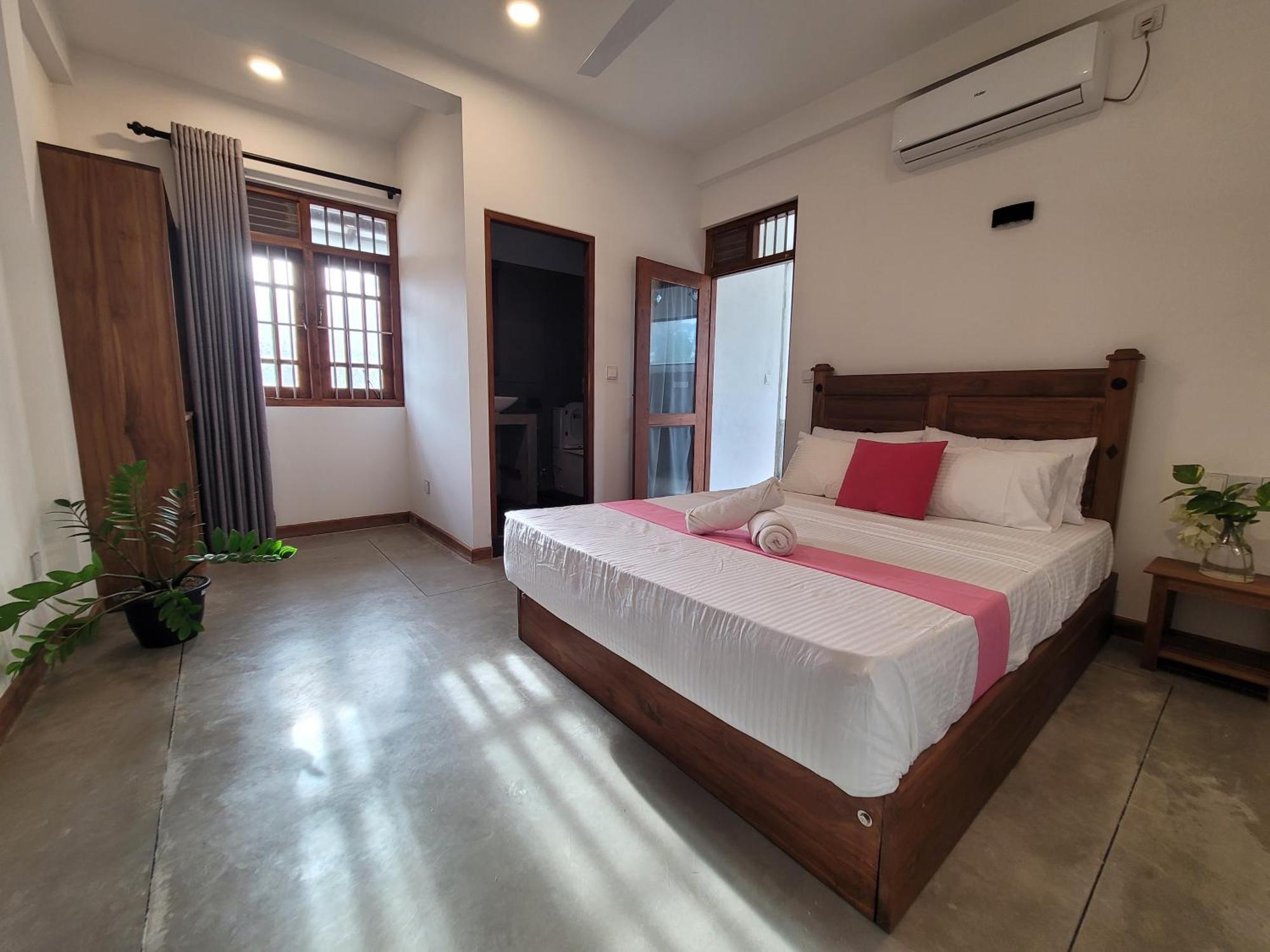 Yours 20Four Ahangama Ngoại thất bức ảnh