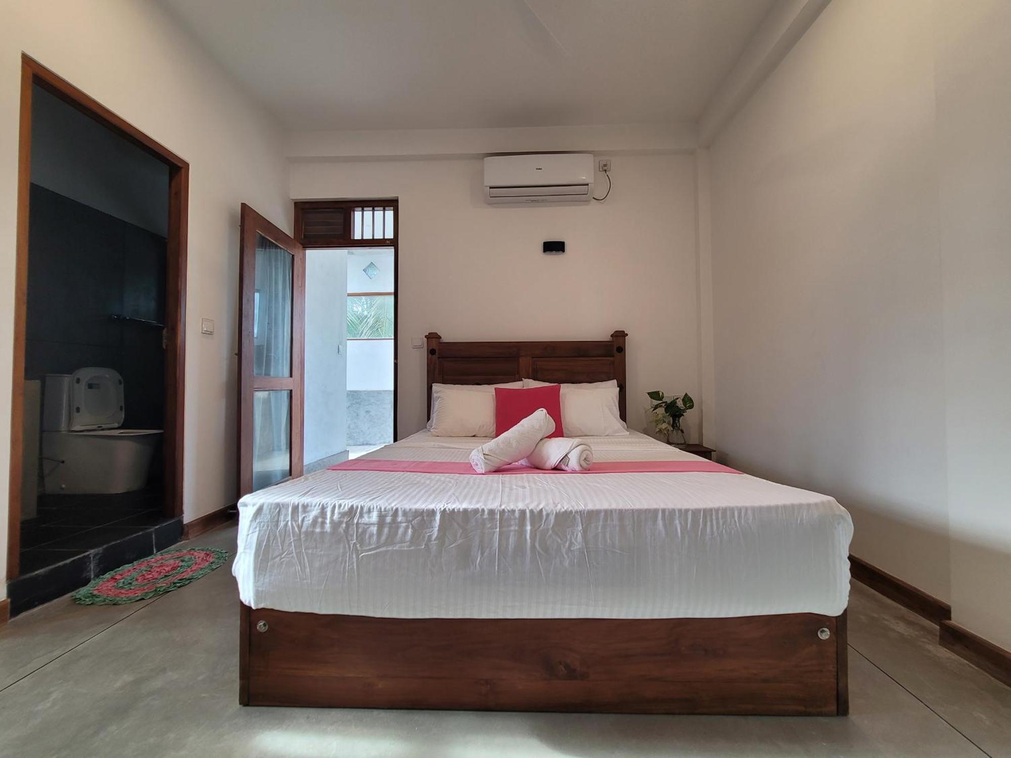 Yours 20Four Ahangama Ngoại thất bức ảnh